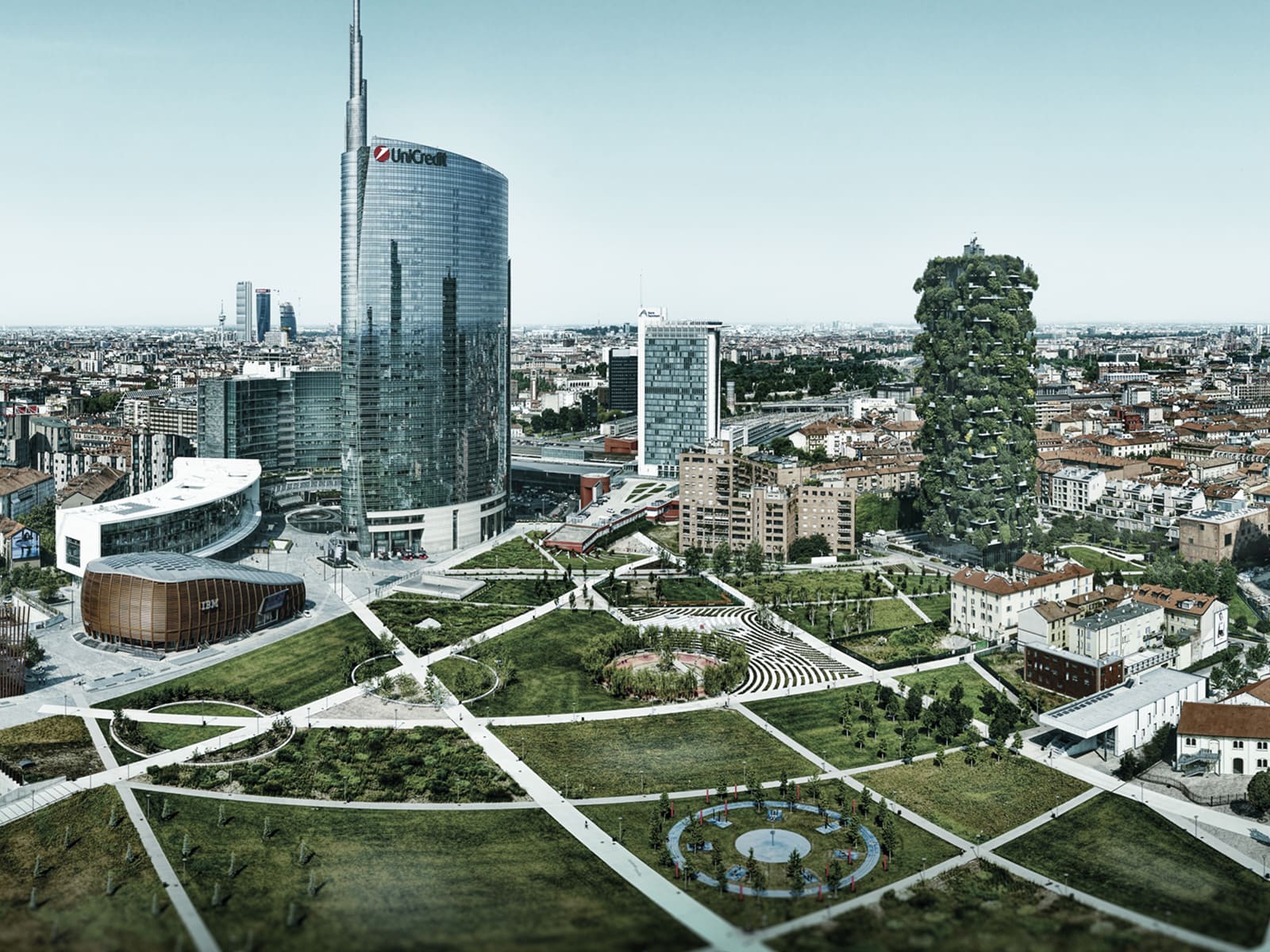 foto di E.ON e Portanuova: nuova carica alla e-mobility